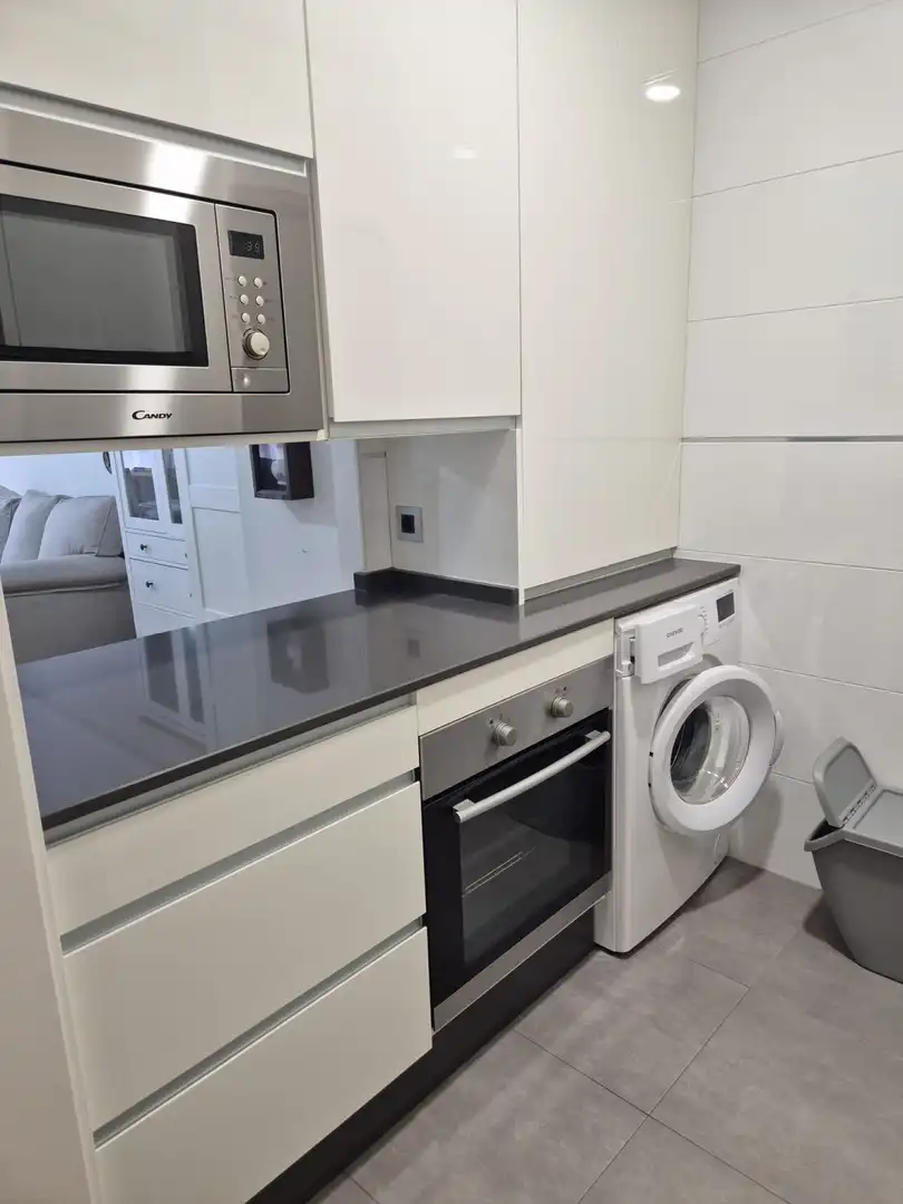 Kitchen of Flat for rent in Badajoz  with Air Conditioner, Heating and Parquet flooring
