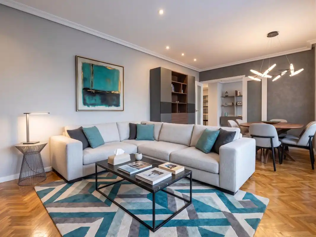 Flat with terrace for sale in Moncloa - Aravaca
