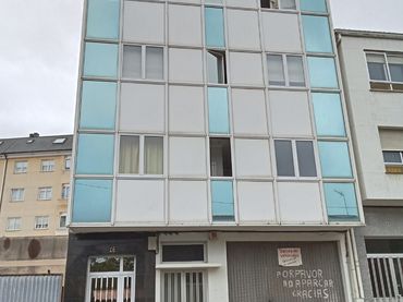 Wohngebäude zum Verkauf in Piñeiros- Freixeiro