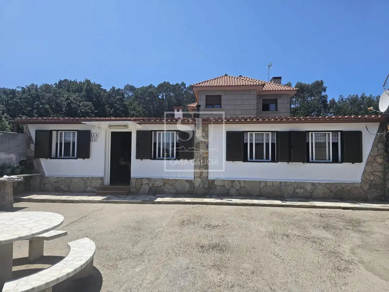Außenansicht von Haus oder Chalet zur Miete in Baiona mit Privatgarten, Terrasse und Möbliert