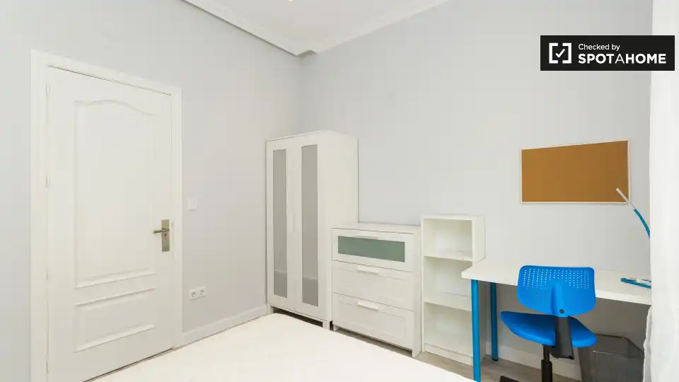 Habitación en Universidad - Malasaña