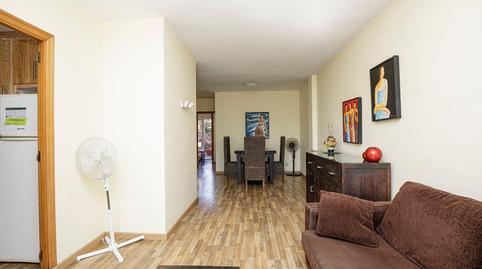 Foto 3 de Piso de alquiler en Plaza de Rafael Alberti, Taialà - Germans Sabat, Girona