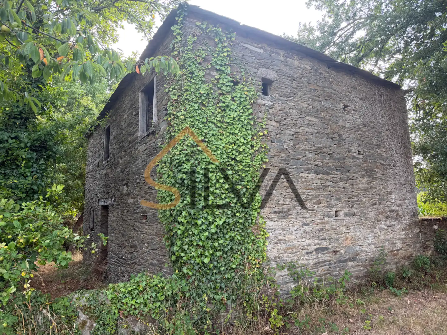 Vista exterior de Casa o xalet en venda en Outeiro de Rei amb Calefacció, Jardí privat i Terrassa
