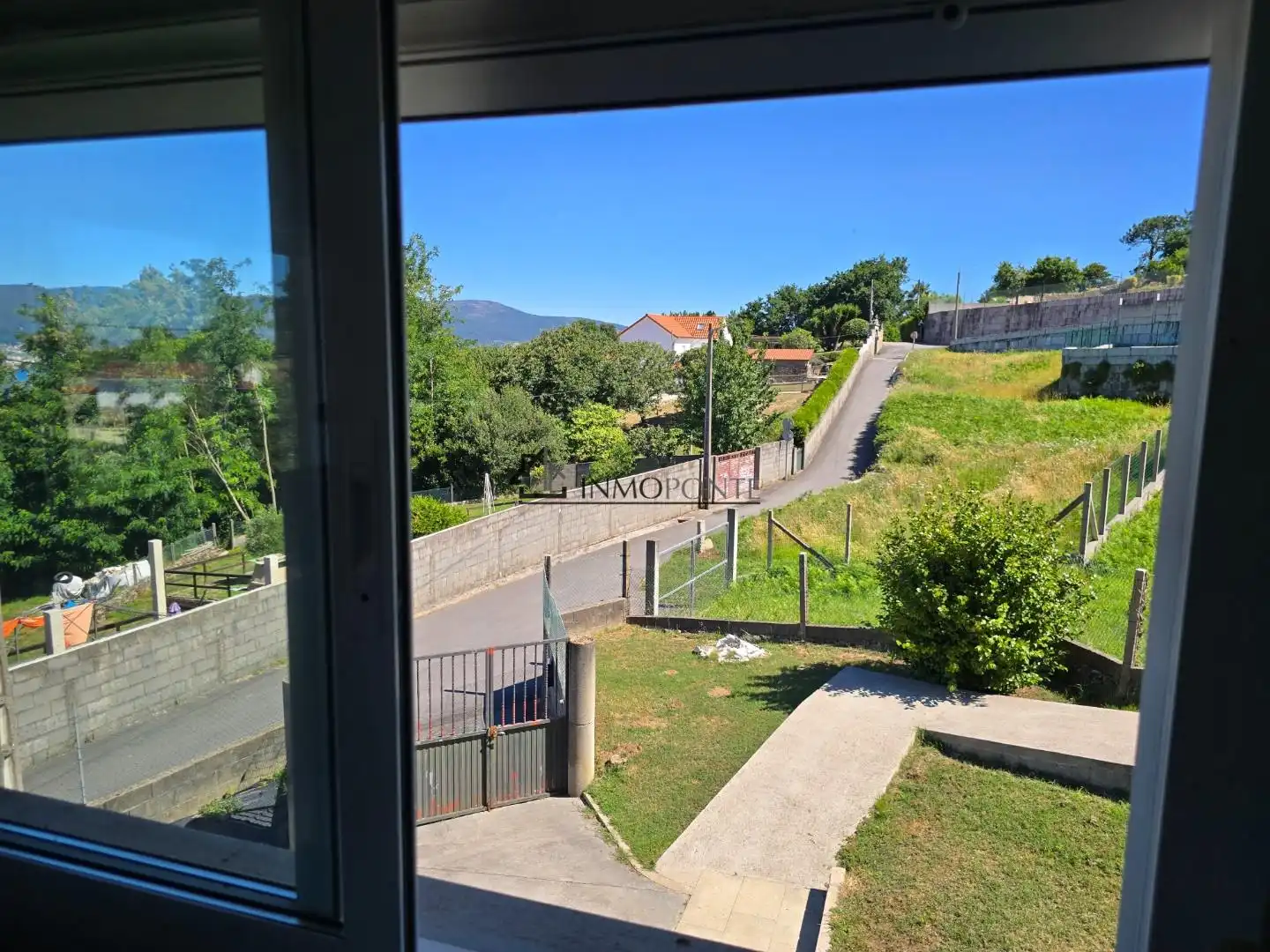 Vista exterior de Casa o chalet en venta en Pontevedra Capital  con Calefacción, Jardín privado y Terraza