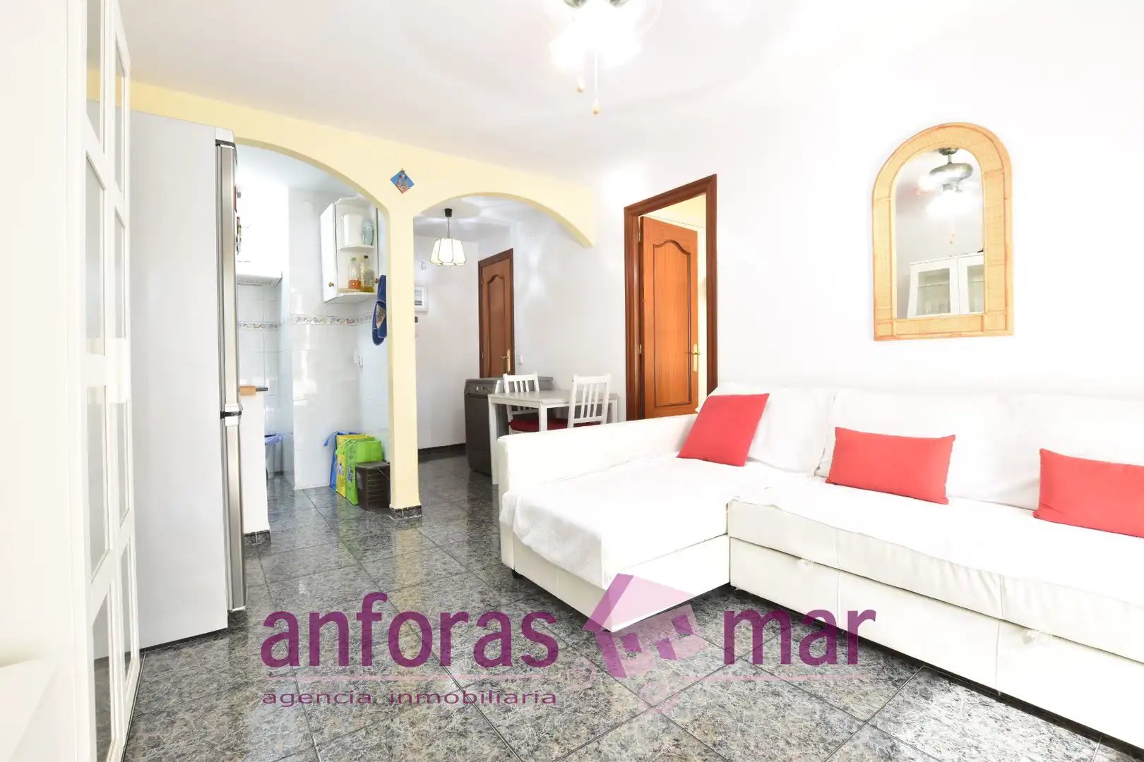 Sala de estar de Piso en venta en Torredembarra con Calefacción y Terraza