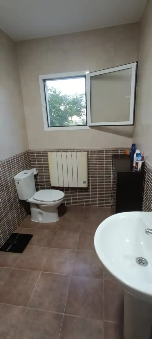 Baño de Casa o chalet en venta en Montroi / Montroy con Aire acondicionado, Calefacción y Jardín privado