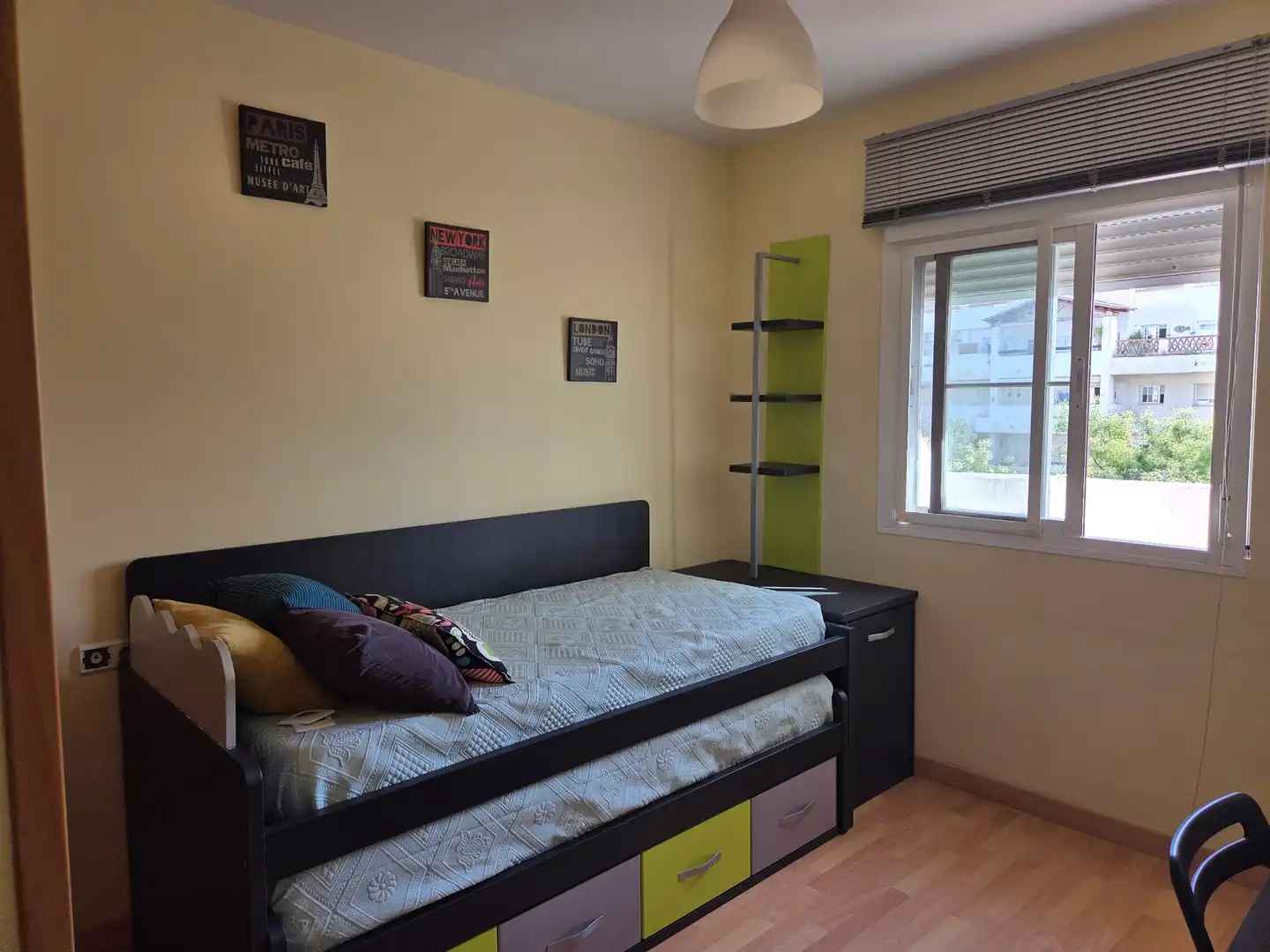 Schlafzimmer von Wohnung zur Miete in Benalmádena mit Klimaanlage, Terrasse und Möbliert