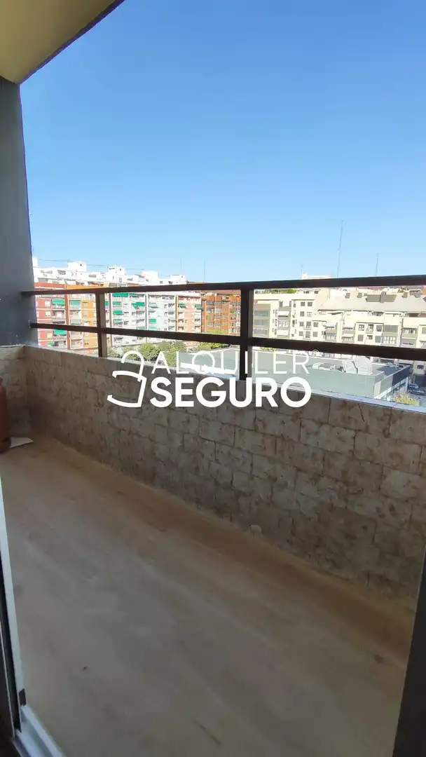 Wohnung zur Miete in Río Escalona , Penya - Roja - Avda. Francia