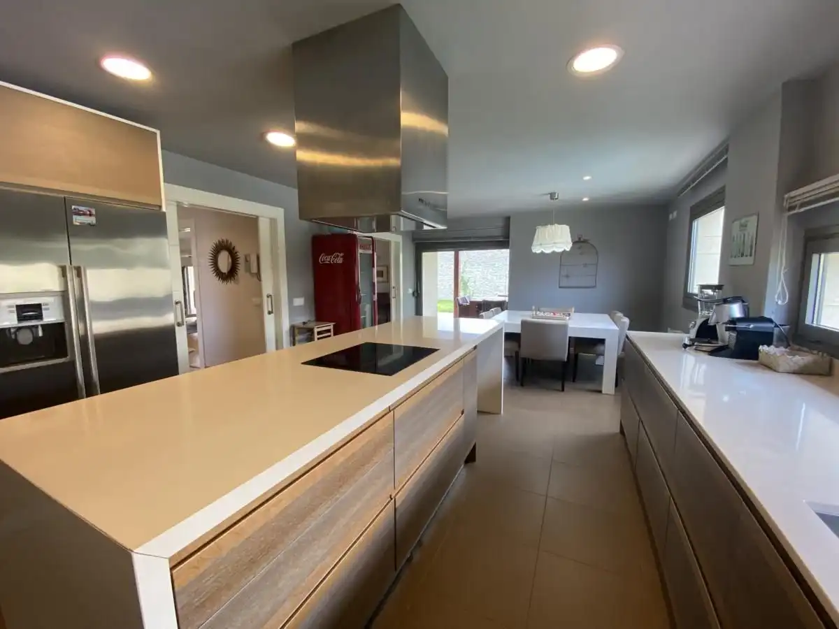 Cocina de Casa o chalet en venta en Llanes con Calefacción, Jardín privado y Terraza