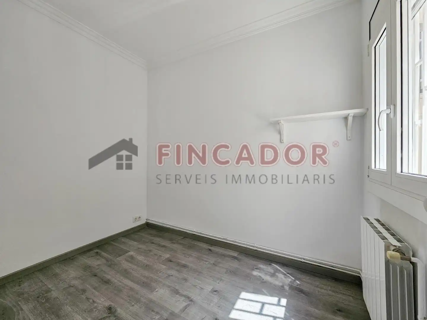 Bedroom of Flat for sale in Barcelona  with Air Conditioner, Heating and Parquet flooring