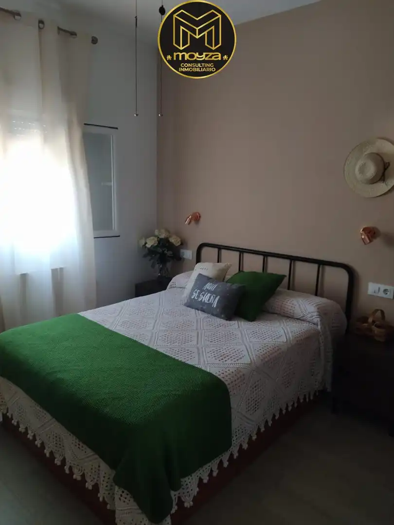 Schlafzimmer von Haus oder Chalet zur Miete in Los Villares mit Klimaanlage, Heizung und Abstellraum
