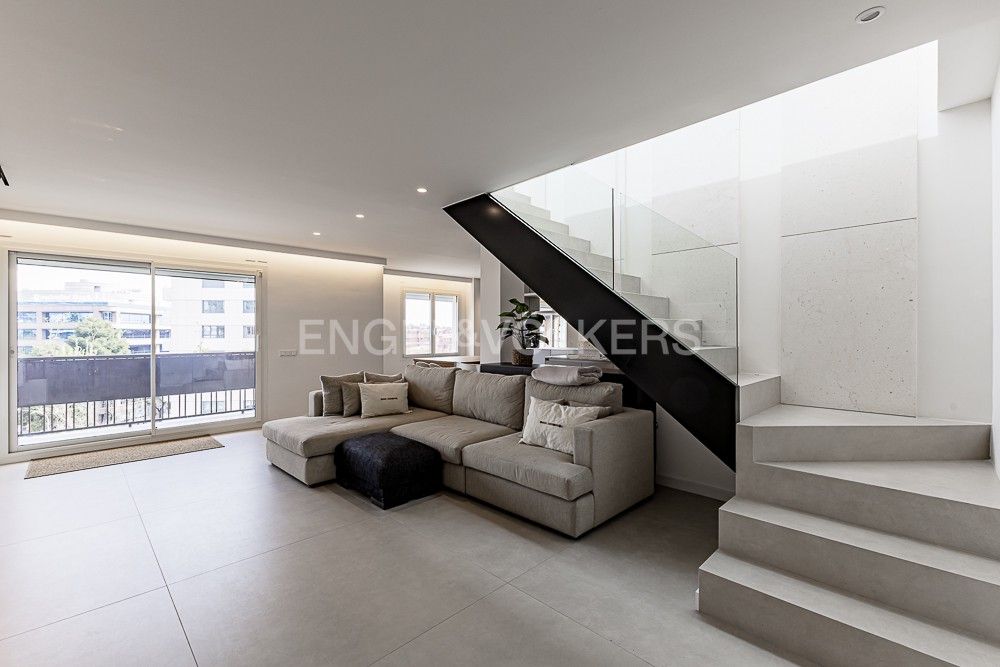 Living room of Attic for sale in  Barcelona Capital  with Air Conditioner, Heating and Terrace