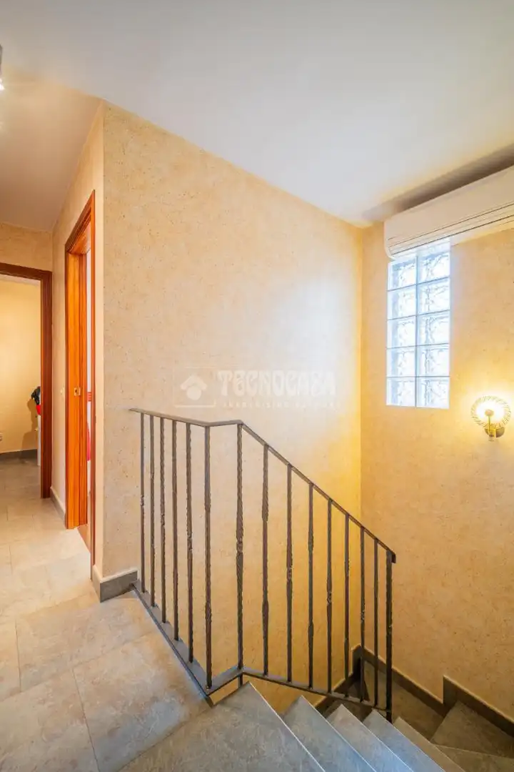 Casa adosada en venta en Arganda del Rey con Aire acondicionado y Amueblado