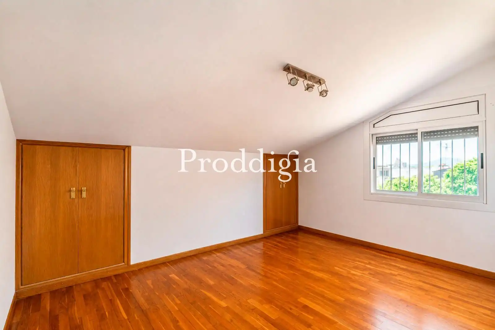 Dormitori de Casa o xalet en venda en Sant Cugat del Vallès amb Aire condicionat, Calefacció i Traster