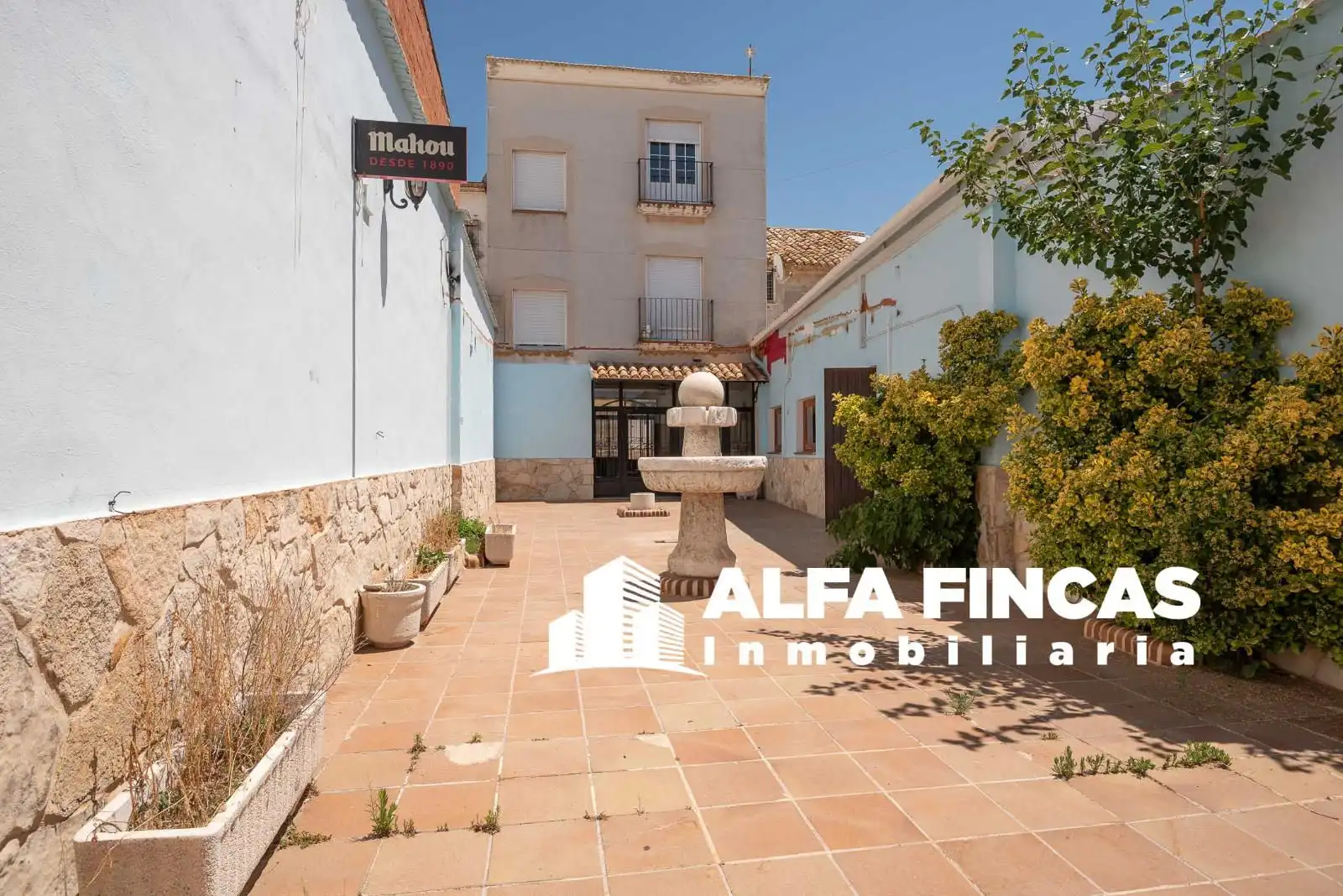 Exterior view of Houses for sale in Las Mesas    with Private garden, Terrace and Balcony