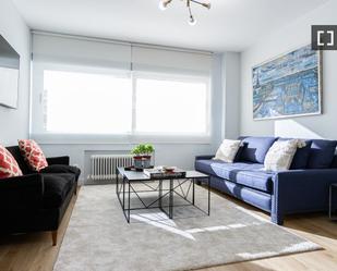 Living room of Flat to rent in  Madrid Capital  with Air Conditioner and Balcony