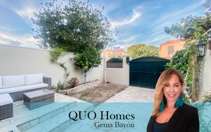 Exterior view of Single-family semi-detached for sale in Jerez de la Frontera  with Air Conditioner