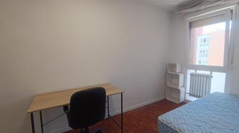 Foto 3 de Apartament per a compartir a Mendebaldea - Ermitagaña,  Pamplona / Iruña