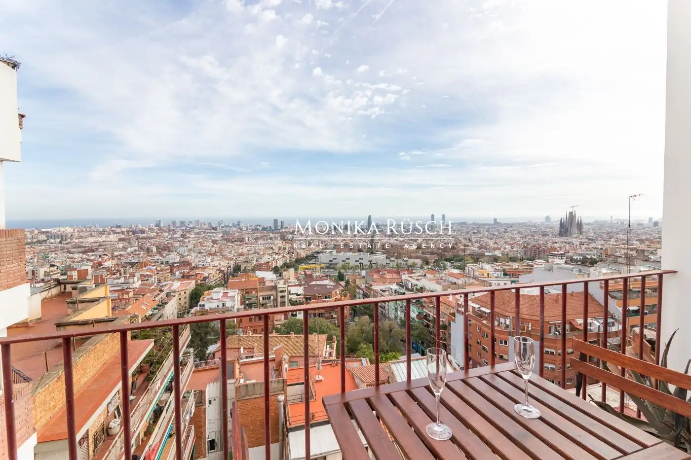 Vista exterior de Piso en venta en Horta - Guinardó