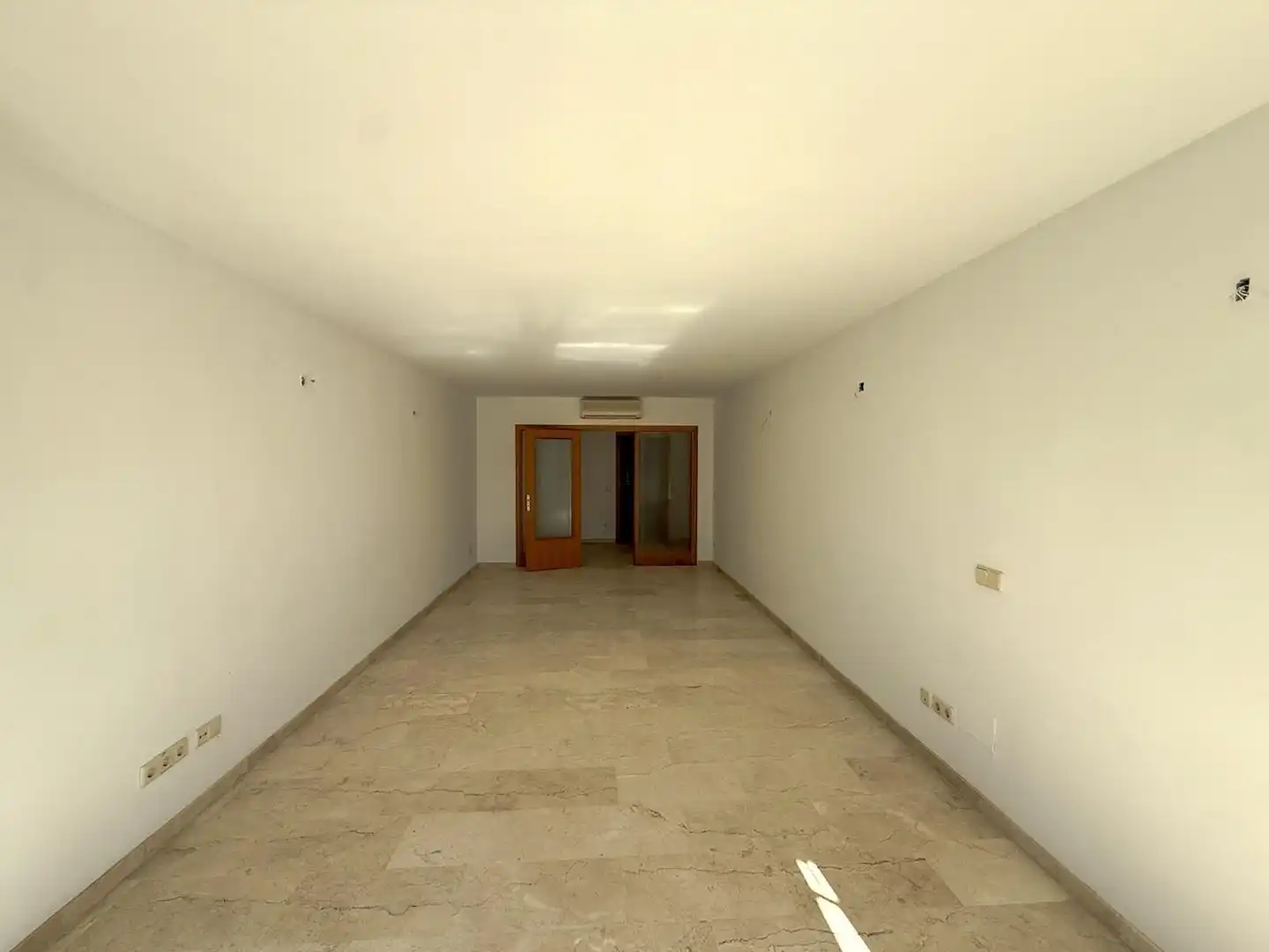 Haus zum Verkauf in  Palma de Mallorca mit Klimaanlage, Heizung und Privatgarten