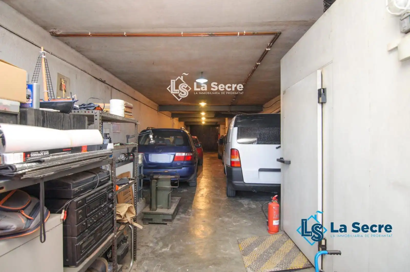 Parking de Casa o chalet en venta en Martorell con Terraza y Piscina