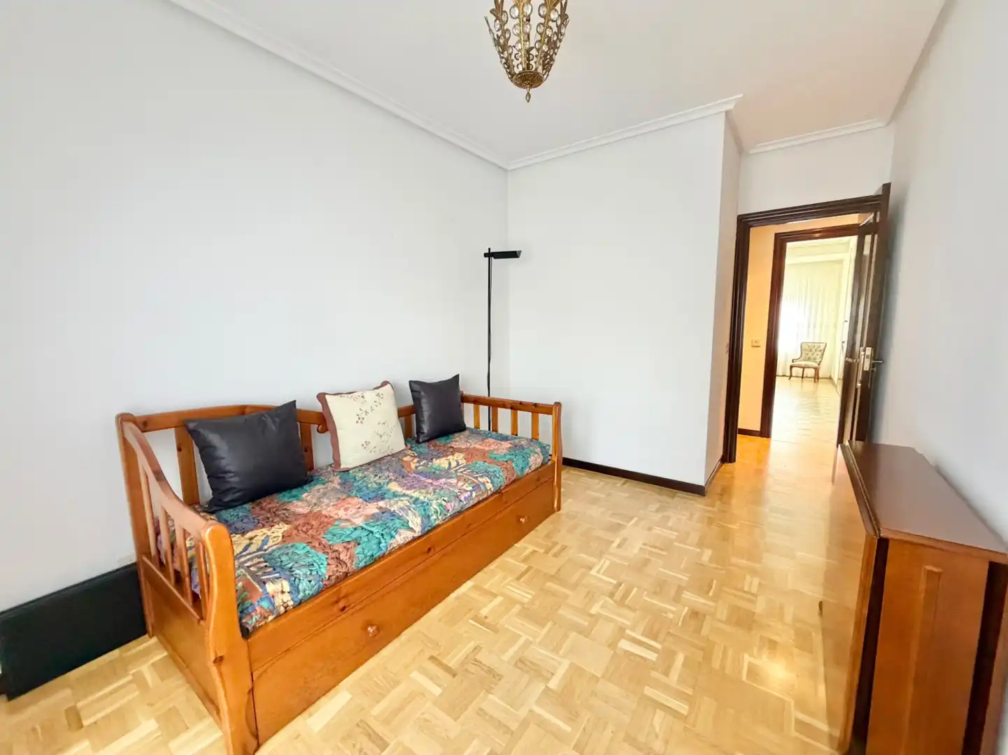Bedroom of Flat for rent in  Logroño  with Heating, Terrace and Swimming Pool