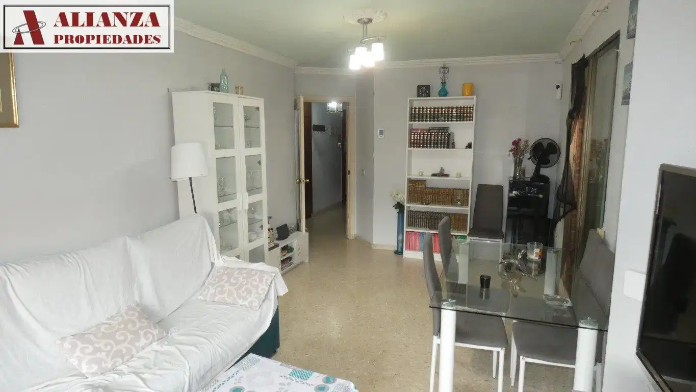 Piso en venta en Perchel Sur - Plaza de Toros Vieja