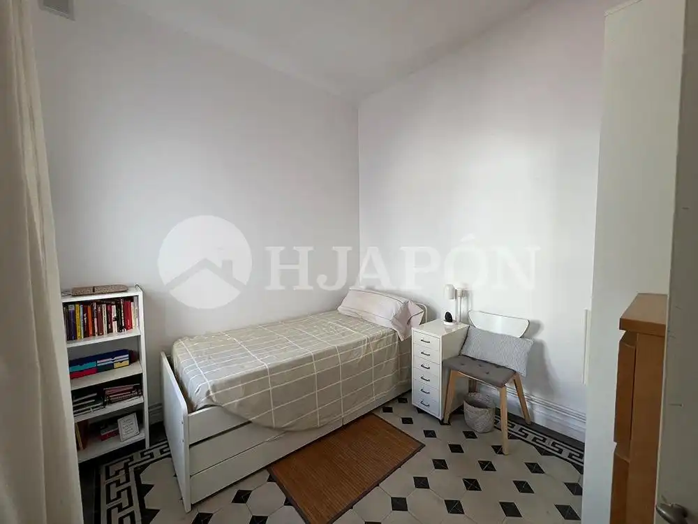 Habitación de Casa o chalet en venta en Montgat con Calefacción, Terraza y Trastero