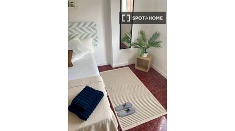 Photo 2 of Room in Barrio de Benicalap, Valencia Capital