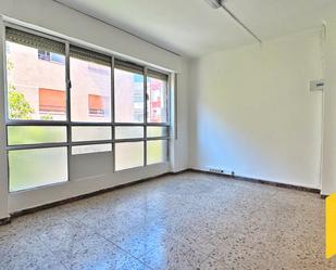 Bedroom of Office to rent in Santa Coloma de Gramenet