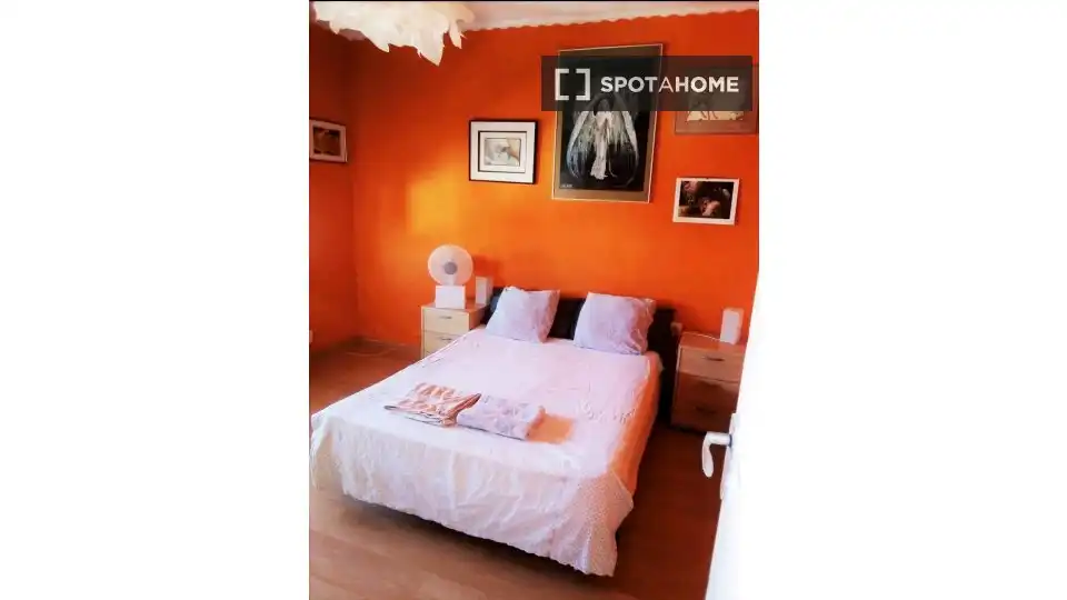 Habitación en Almeda - El Corte Inglés
