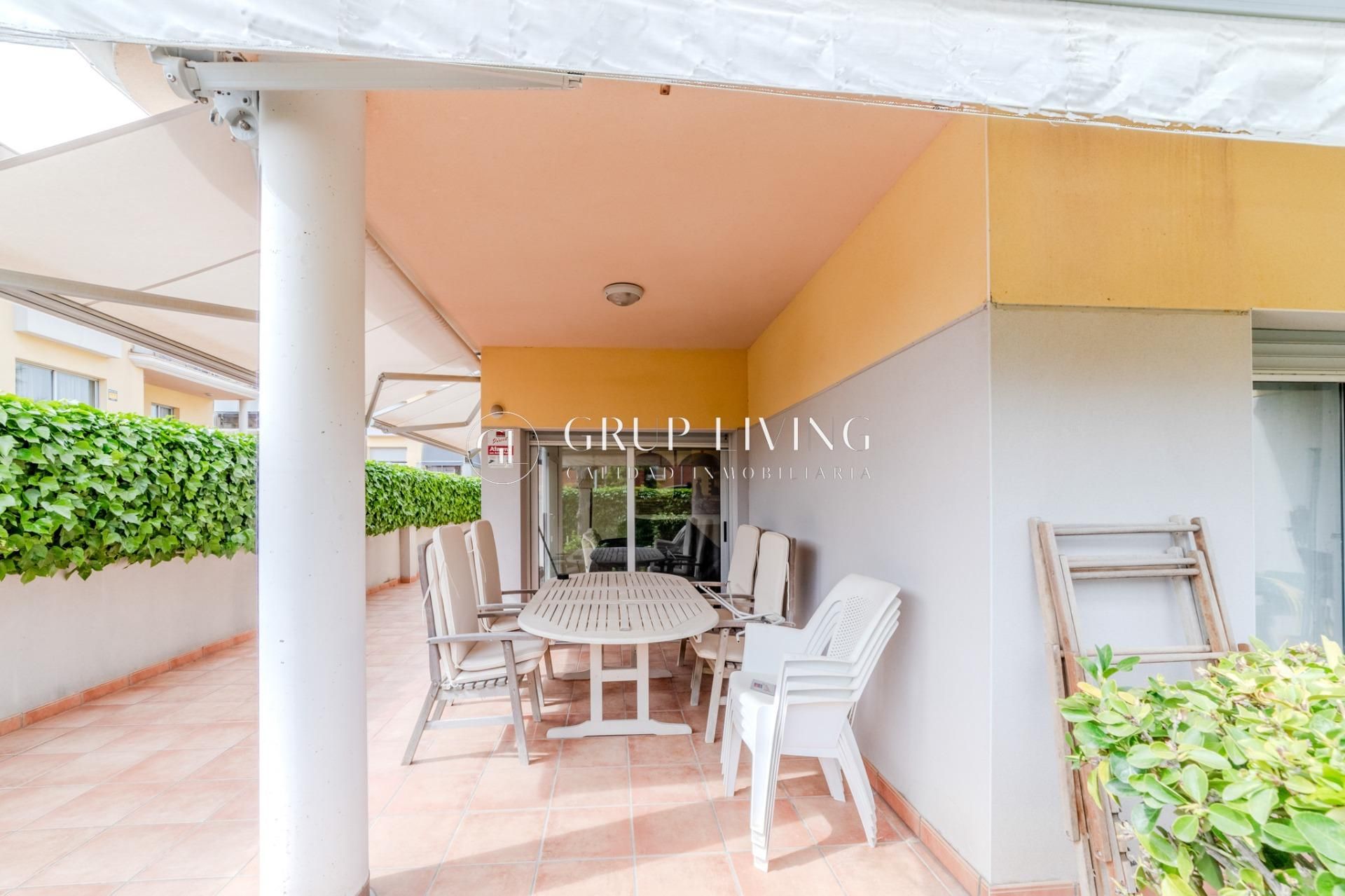 Garden of Flat for sale in Cubelles  with Air Conditioner, Heating and Terrace