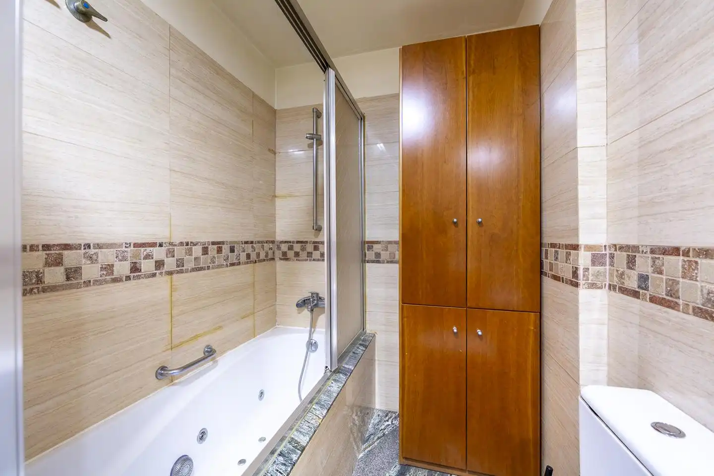 Bathroom of Ground floor for sale in Almería  with Air Conditioner, Terrace and Storage room