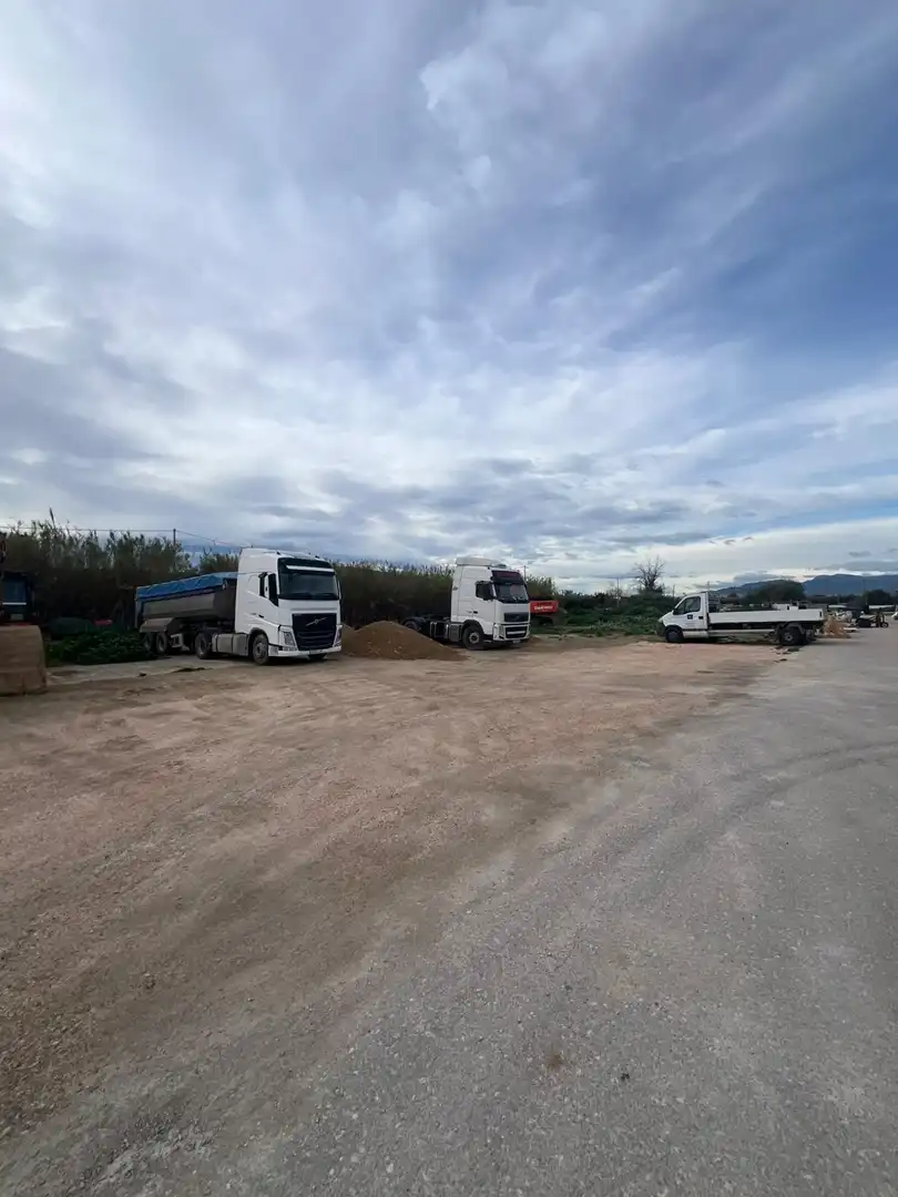 Parking de Nave industrial en venta en Murcia