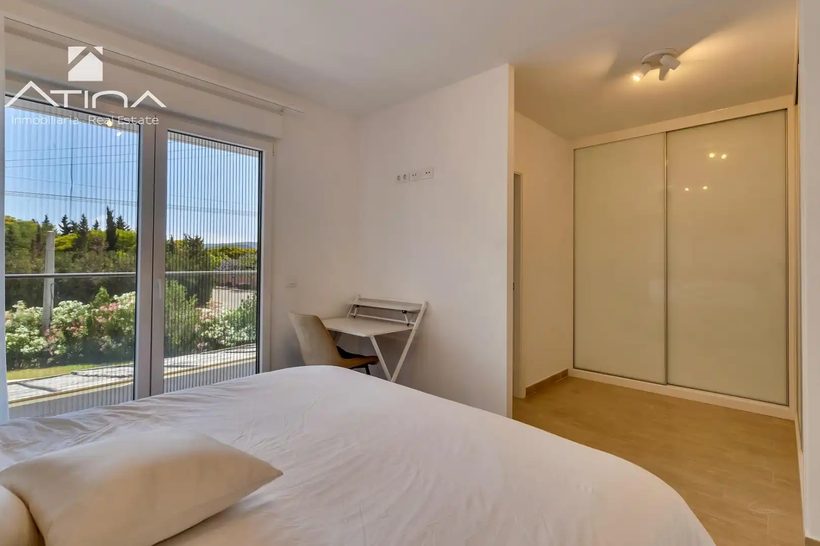 Schlafzimmer von Einfamilien-Reihenhaus zum Verkauf in Jávea / Xàbia mit Klimaanlage, Terrasse und Gemeinschaftspool
