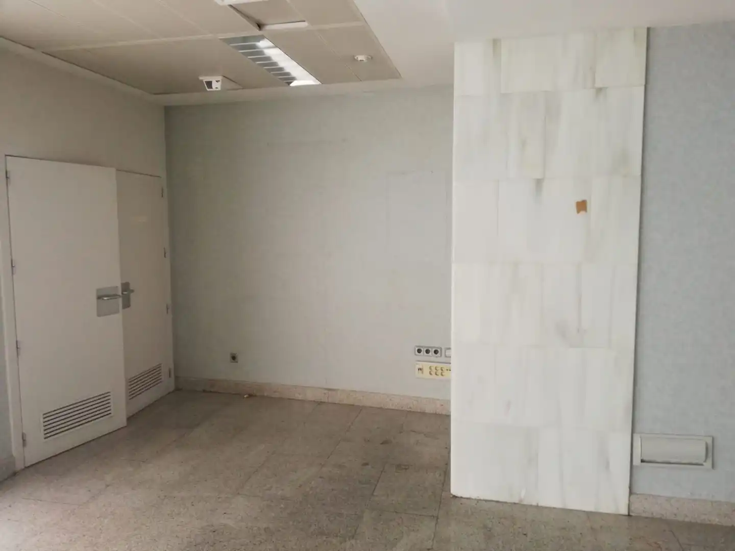 Local comercial en venta en España, imagen 2