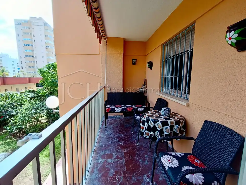 Terrassa de Pis en venda en Fuengirola amb Jardí privat, Terrassa i Piscina