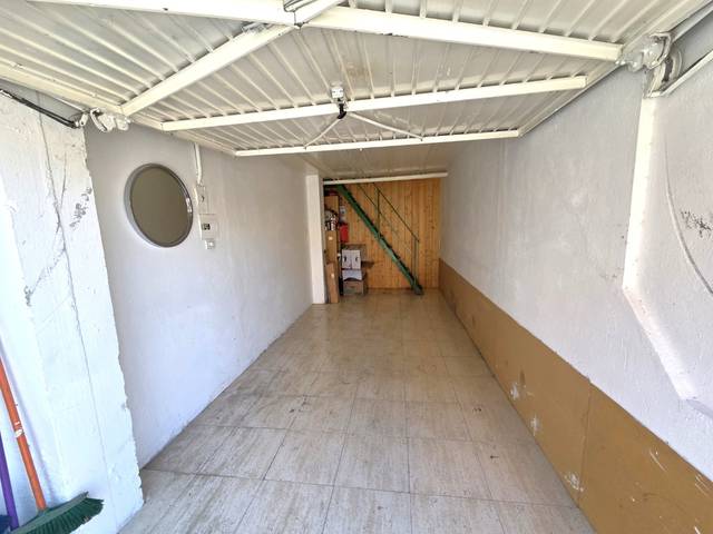 Garaje en Venta en Calle de Sevilla en Barriada Inmaculada - Zurbarán