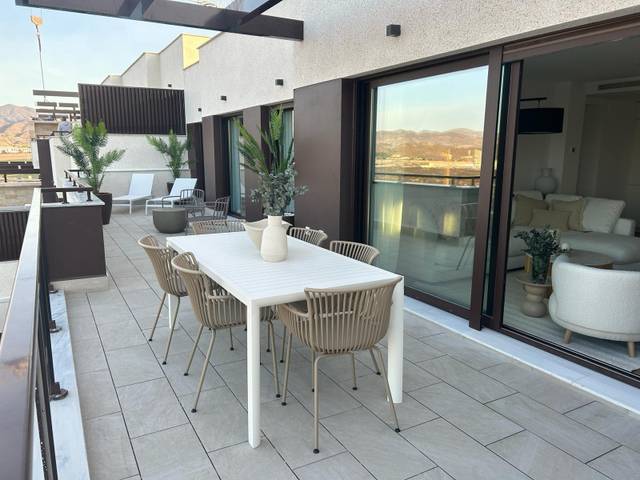 Apartamento en Alquiler en Calle DR J ANTONIO BERNARDO ALV en El Hornillo