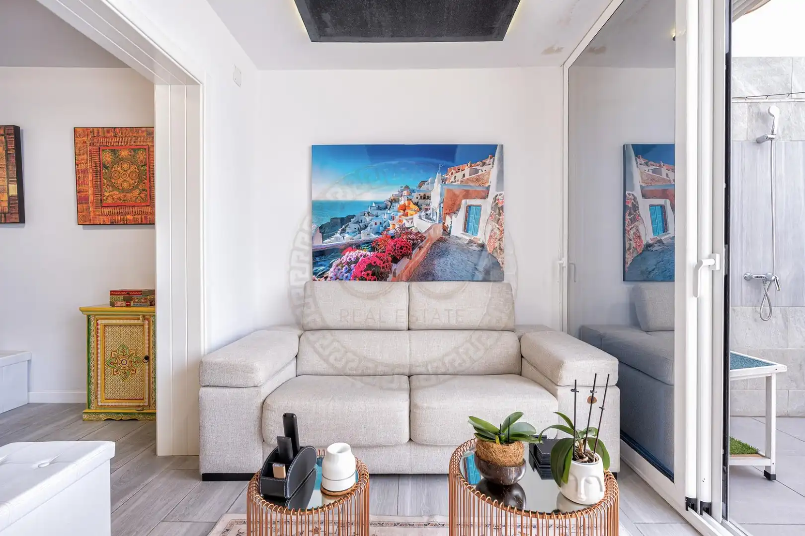 Wohnzimmer von Einfamilien-Reihenhaus zum Verkauf in San Bartolomé de Tirajana mit Klimaanlage, Privatgarten und Terrasse