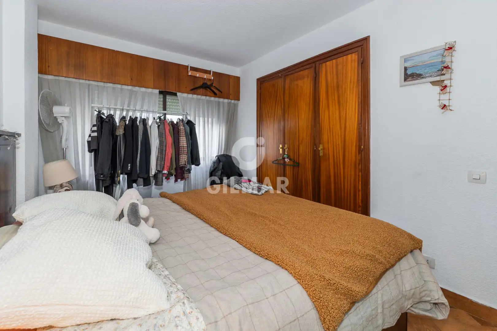 Dormitori de Apartament en venda en Madrid amb Calefacció i Moblat