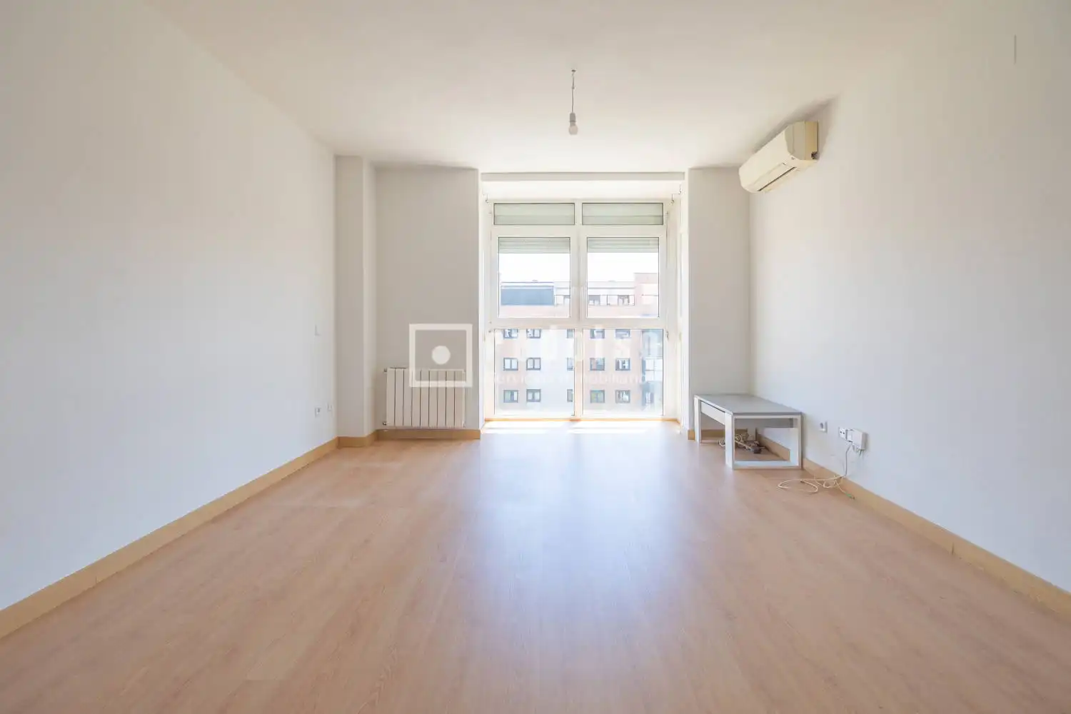 Bedroom of Flat for sale in Madrid  with Air Conditioner, Heating and Private garden