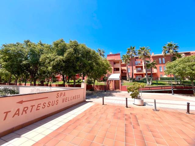 Local comercial en Venta en Novo Sancti Petri