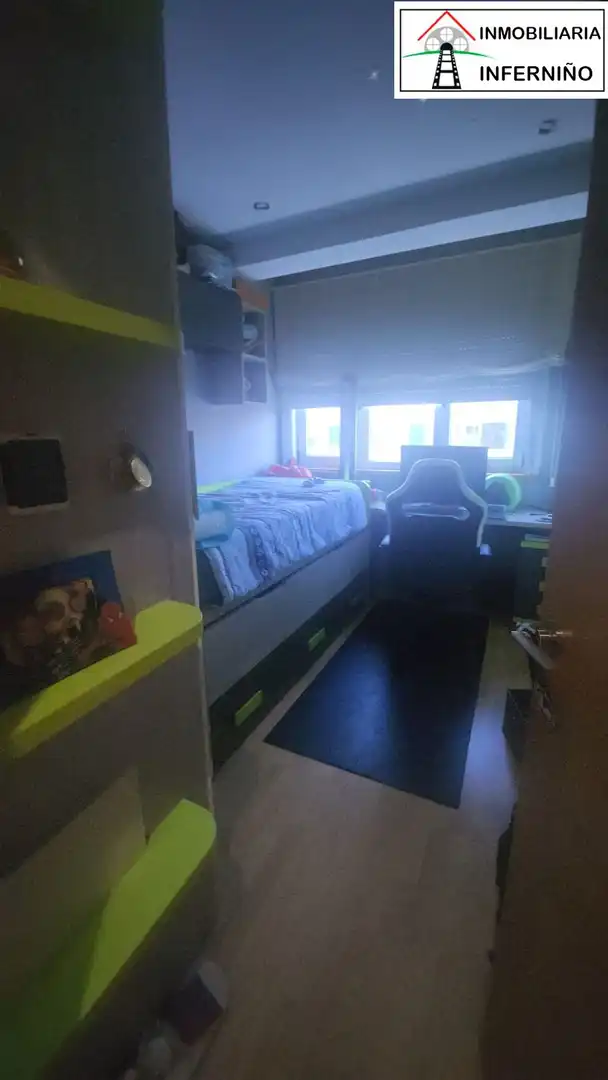 Bedroom of Flat for sale in Ferrol