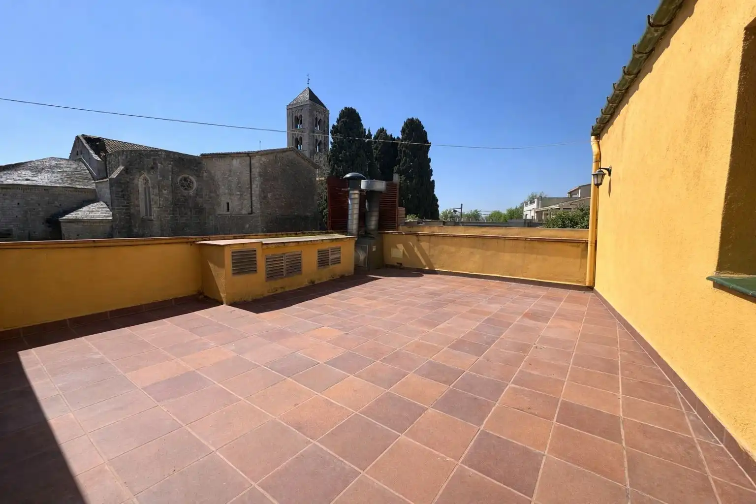 Terrassa de Finca rústica en venda en Vilabertran amb Terrassa i Moblat