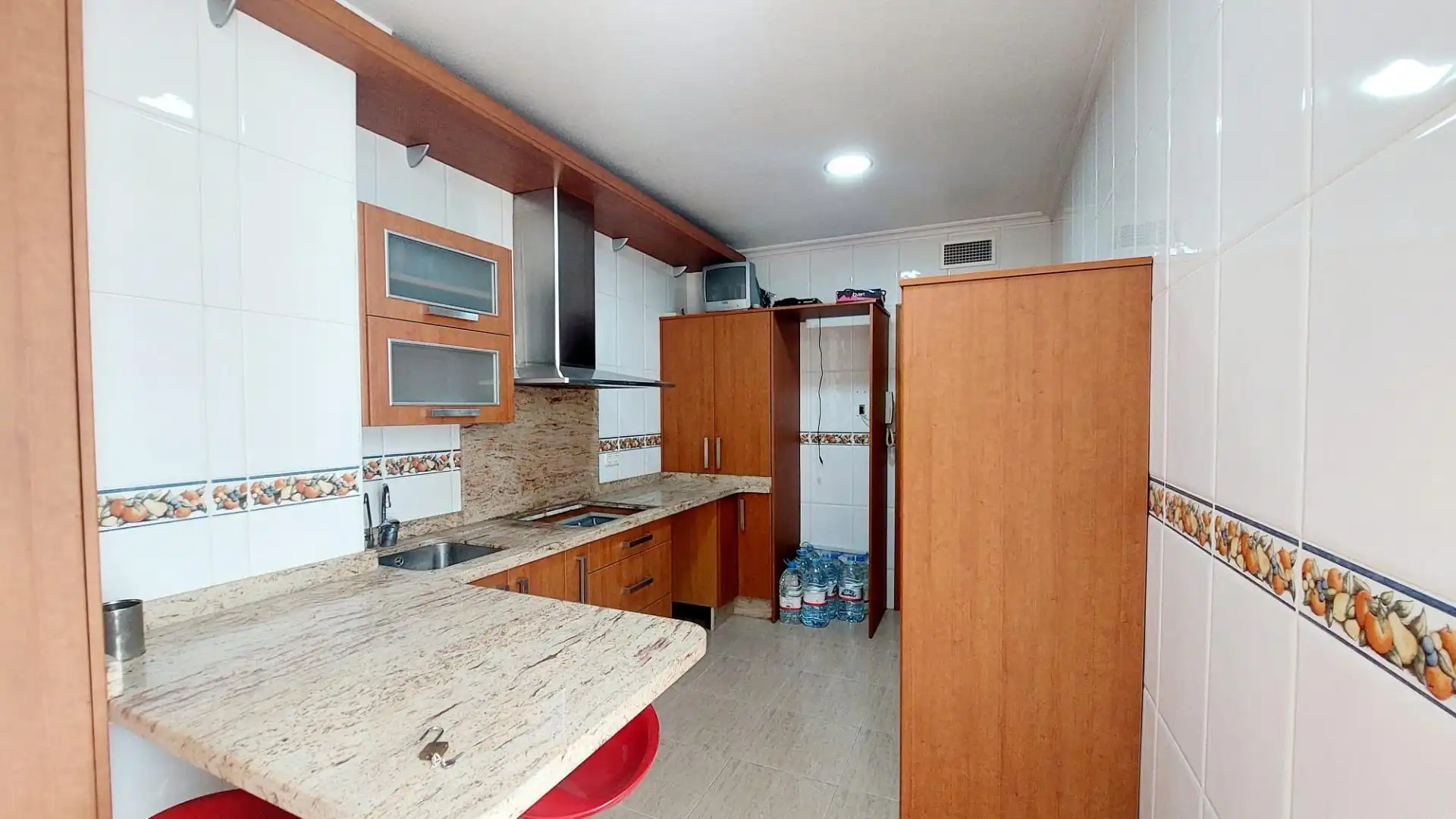 Kitchen of Flat for sale in Murcia  with Storage room and Balcony