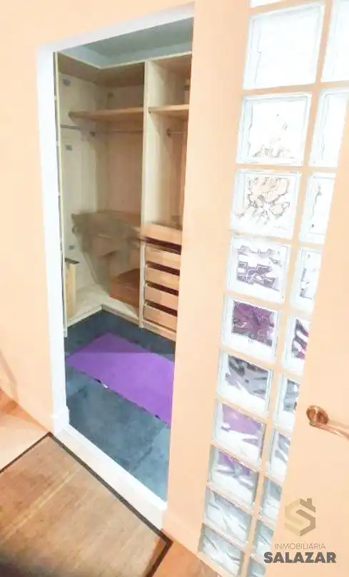 Habitación de Piso de alquiler en Bilbao  con Calefacción y Terraza