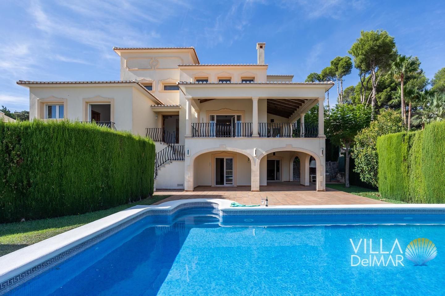 Vista exterior de Casa o chalet en venta en Dénia con Aire acondicionado, Calefacción y Jardín privado