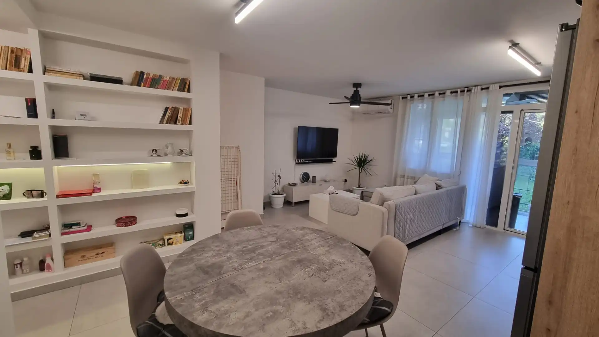 Wohnzimmer von Wohnung zum Verkauf in Collado Villalba mit Klimaanlage, Heizung und Terrasse