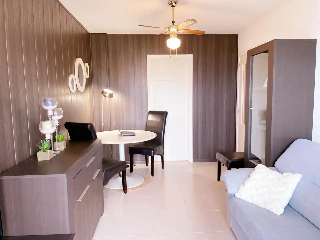 Sala de estar de Apartamento de alquiler en Benicasim / Benicàssim con Jardín privado, Terraza y Amueblado